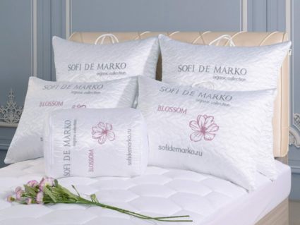 Подушка Софи де Марко Blossom 70х70